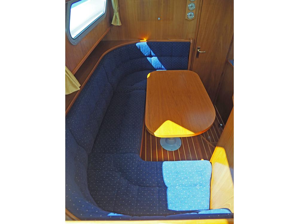 Vorschiff, Innenausstattung